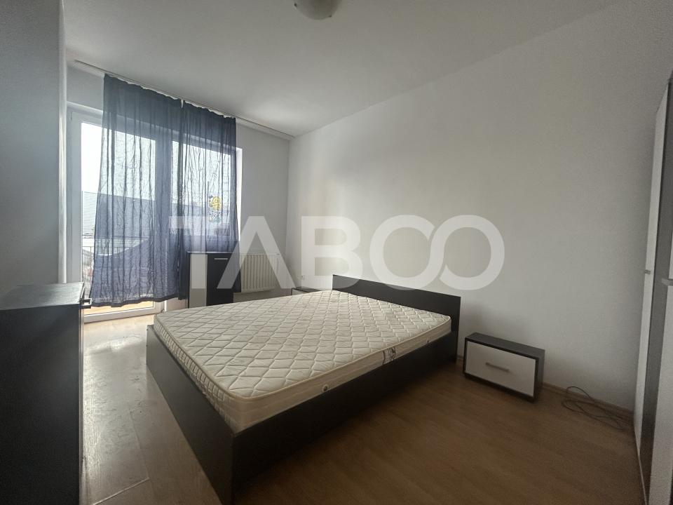 Apartament 3 camere decomandate 80 mp utili zona Centrala de inchiriat