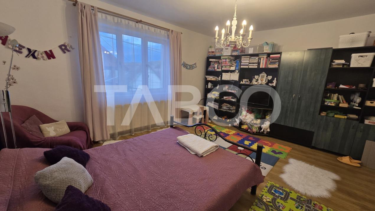 Apartament 3 camere decomandate de inchiriat balcon curte Lazaret
