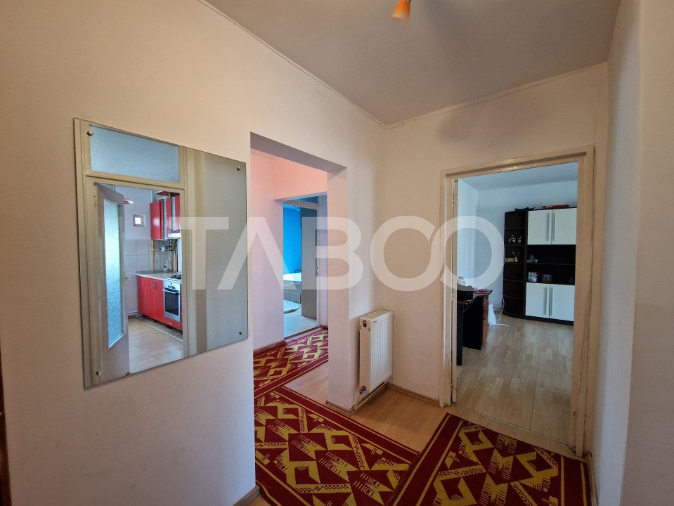 Apartament 3 camere decomandate mobilat si utilat 76 mpu Terezian