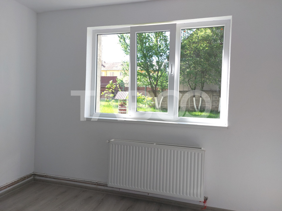 Apartament 3 camere decomandate parter 2 balcoane Stejarului