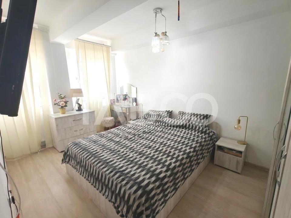 Apartament 3 camere - etaj 1 - 2 bai si 2 balcoane - zona Arhitectilor