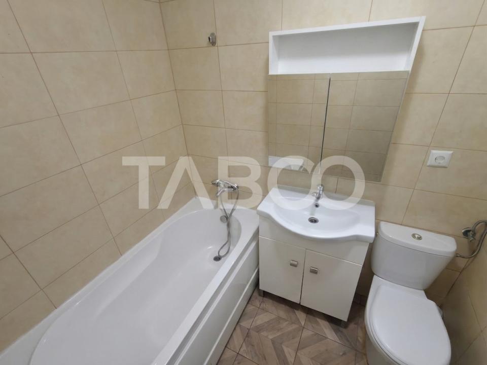 Apartament 3 camere - etaj 1 - 2 bai si 2 balcoane - zona Arhitectilor