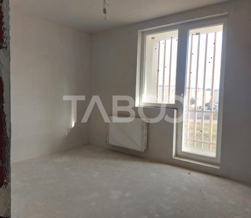 Apartament 3 camere etaj 1 balcon loc parcare Cisnadie