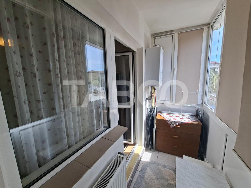 Apartament 3 camere etaj 1 de inchiriat zona Scoala de Inot Sibiu