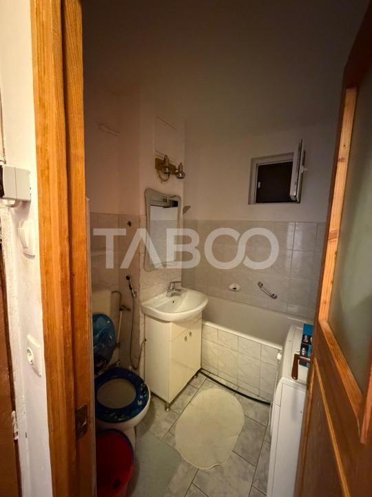 Apartament 3 camere etaj 1 de inchiriat zona Scoala de Inot Sibiu
