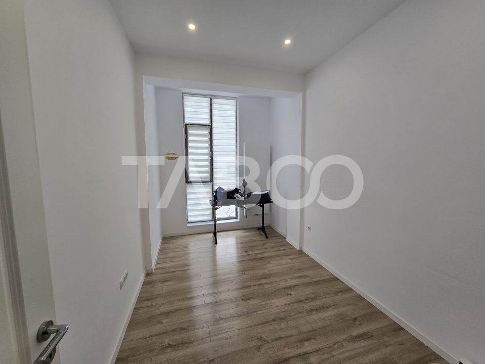Apartament 3 camere etaj intermediar 2 cu loc de parcare Doamna Stanca