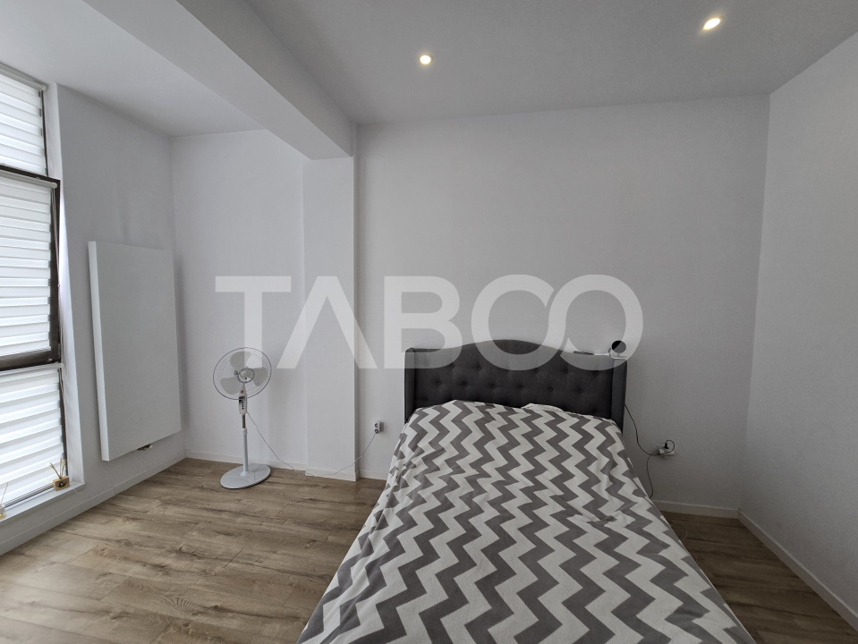 Apartament 3 camere etaj intermediar 2 cu loc de parcare Doamna Stanca