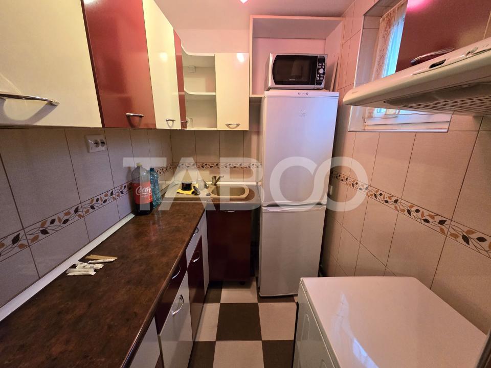 Apartament 3 camere etaj intermediar mobilat balcon zona Tiglari Sibiu