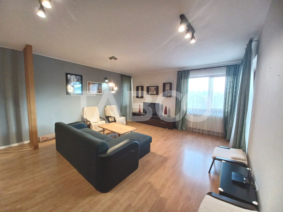 Apartament 3 camere etajul 1 Shopping City Selimbar 2 parcari 