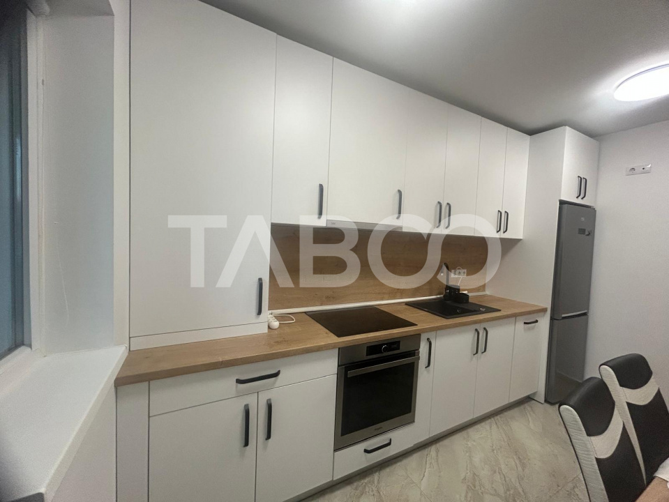 Apartament 3 camere in Kogalniceanu cu balcon si parcare de inchiriat