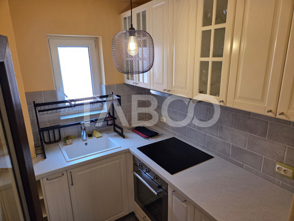 Apartament 3 camere la cheie de vanzare cu loc de parcare Floresti