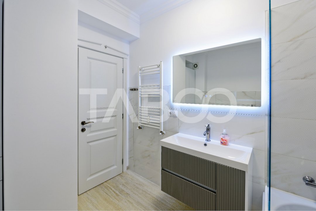 Apartament 3 camere la prima inchiriere etaj 1 in zona Balanta
