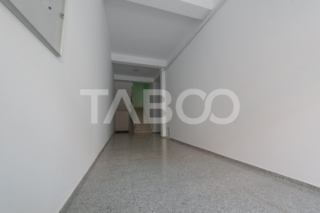 Apartament 3 camere la prima inchiriere etaj 1 in zona Balanta