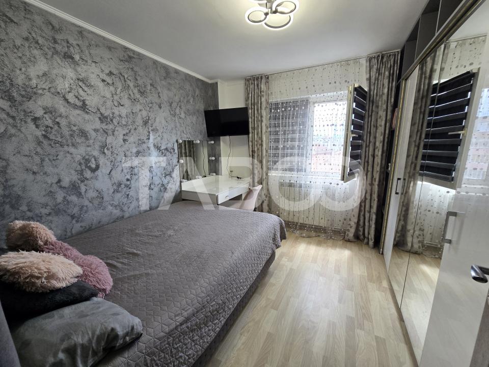 Apartament 3 camere mobilat 2 bai balcon pivnita Mihai Viteazul Sibiu