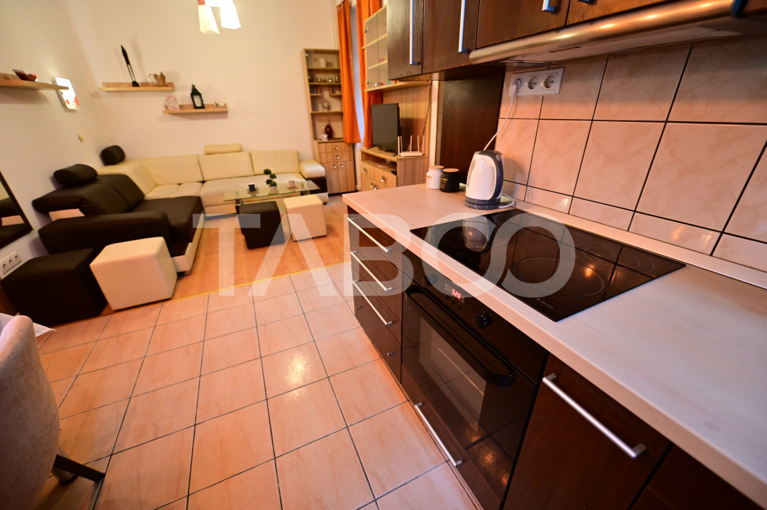 Apartament 3 camere mobilat si utilat de inchiriat langa Piata Mare