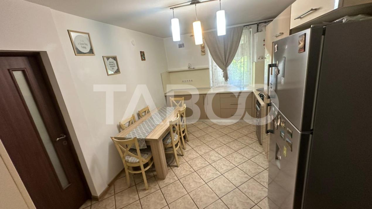 Apartament 3 camere mobilat utilat cu balcon zona Rahovei Sibiu