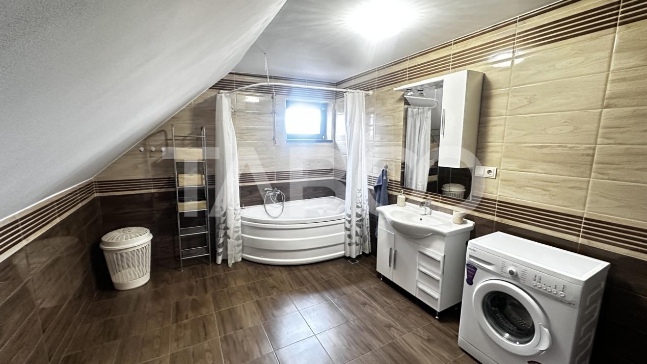 Apartament 3 camere mobilate utilate 80 mpu loc parcare Mihai Viteazul