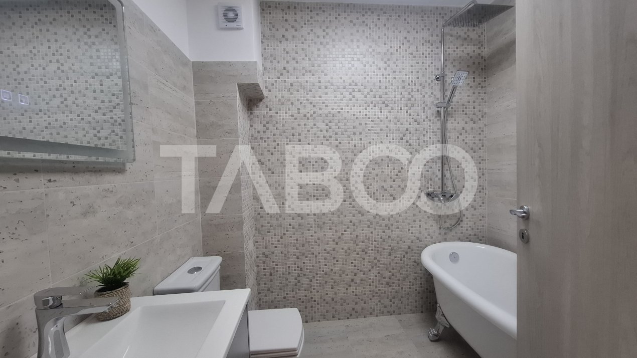 Apartament 3 camere prima inchiriere decomandat 67 mp Selimbar Sibiu
