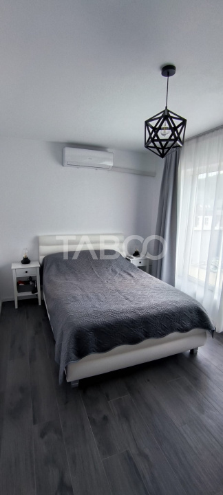Apartament 3 camere semidecomandat in Floresti zona Cetatii