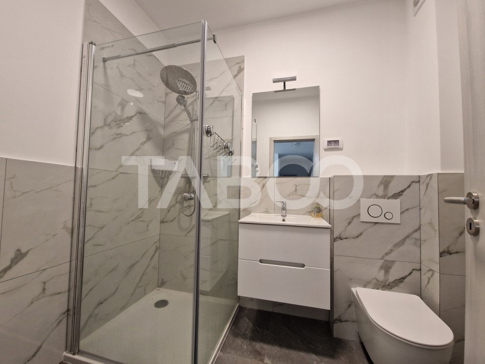 Apartament 3 camere terasa si loc de parcare Calea Surii Mici