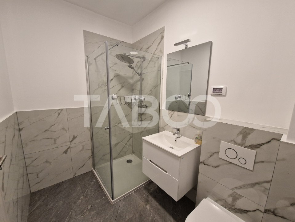 Apartament 3 camere terasa si loc de parcare Calea Surii Mici