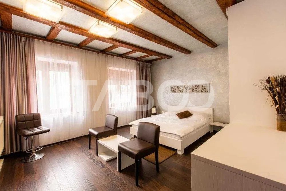 Apartament 4 camere 106 mpu 3 bai in Piata Mare Sibiu