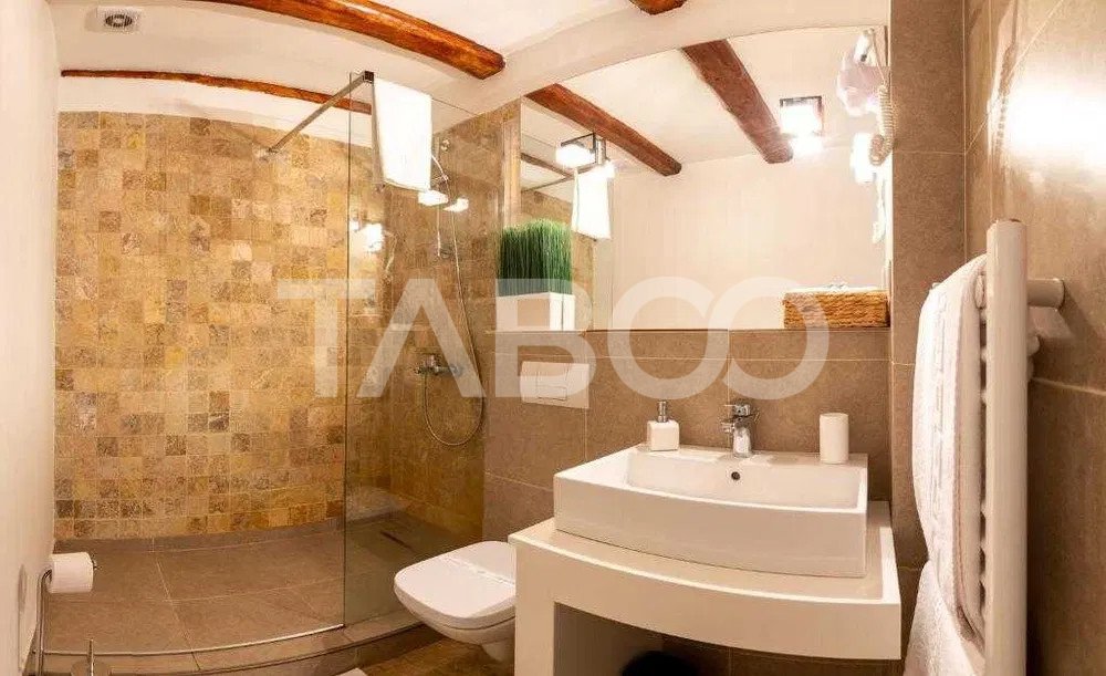 Apartament 4 camere 106 mpu 3 bai in Piata Mare Sibiu