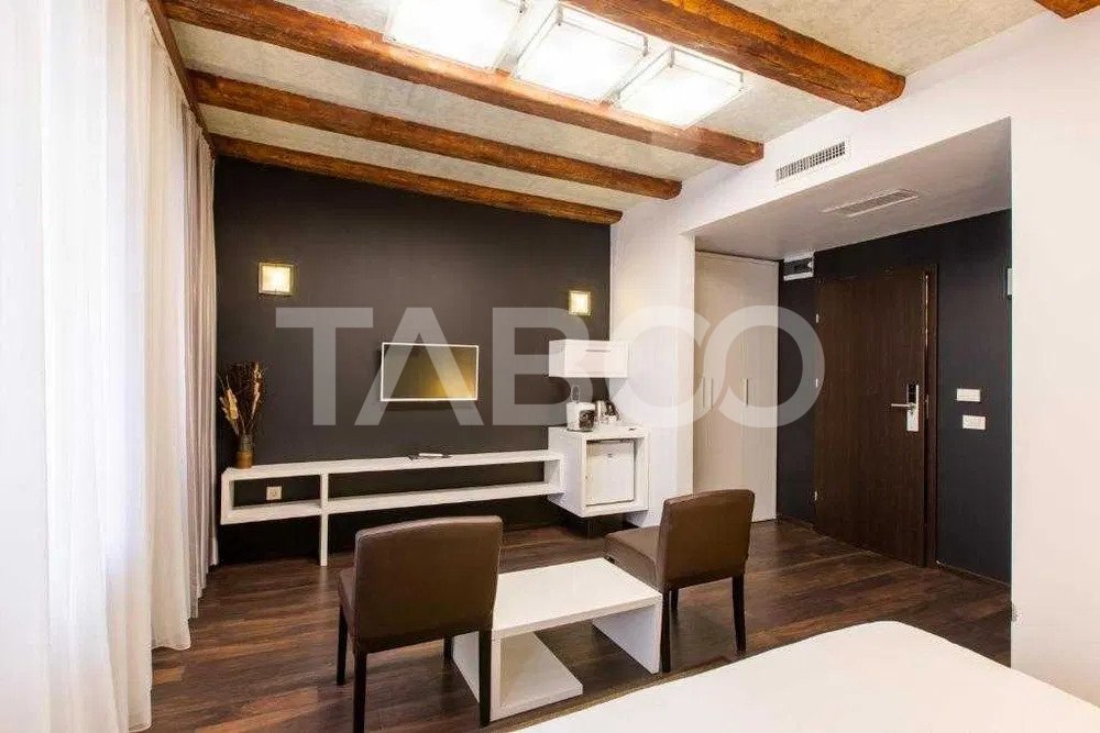 Apartament 4 camere 106 mpu 3 bai in Piata Mare Sibiu