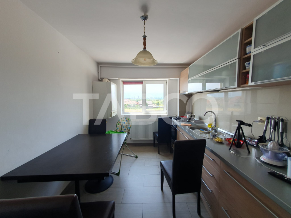 Apartament 4 camere  120 mp utili + balcon etaj 2 mobilat utilat