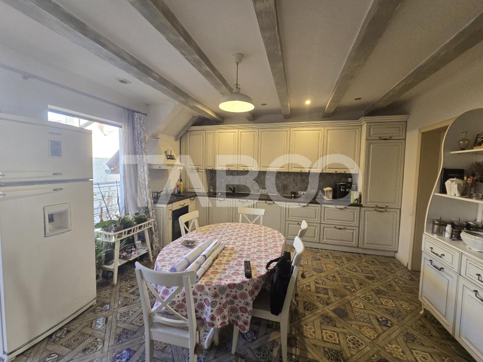 Apartament 4 camere 120mpu cu terasa de 12mp in zona Centrala Sibiu in Sibiu - Rennes