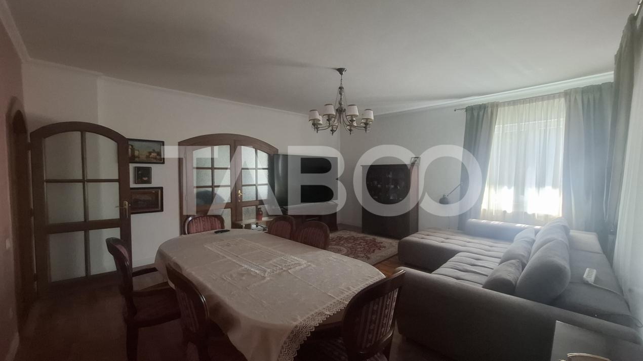 Apartament 4 camere 155 mp 2 balcoane garaj inchis Central Sibiu in Sibiu - George Cosbuc