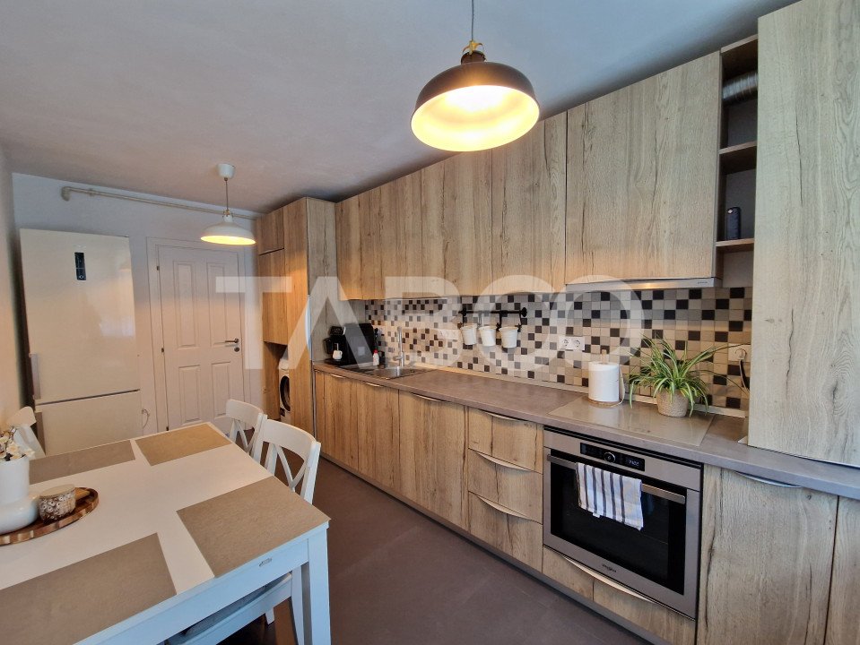 Apartament 4 camere 2 bai 110 mpu cu loc de parcare Brana Selimbar