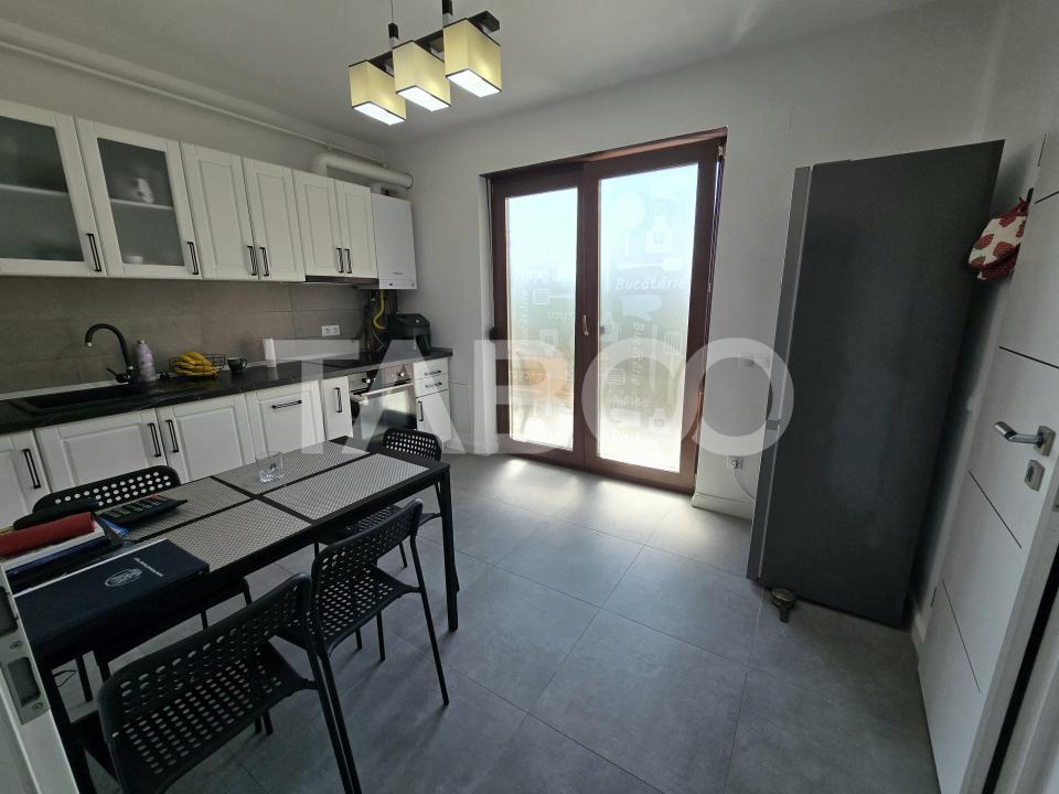 Apartament 4 camere 2 bai 2 parcari 3 balcoane Arhitectilor Sibiu