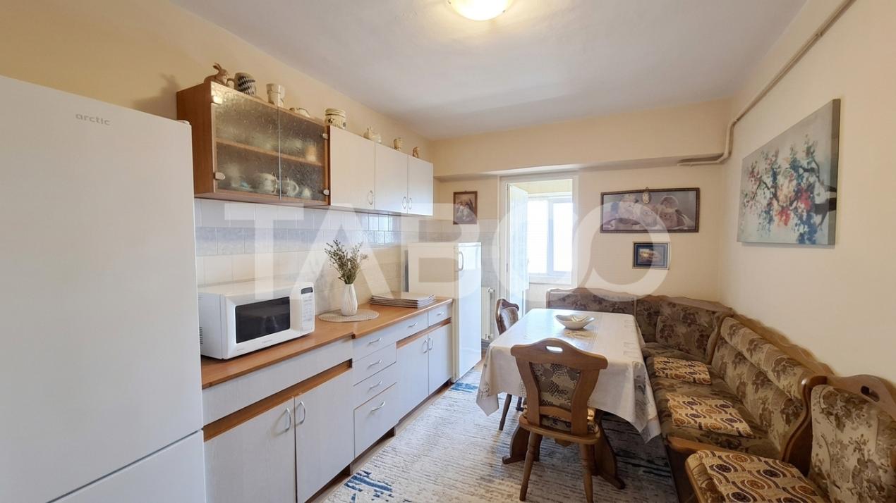 Apartament 4 camere 81 mpu 2 bai 3 balcoane 1 terasa Turnisor Sibiu