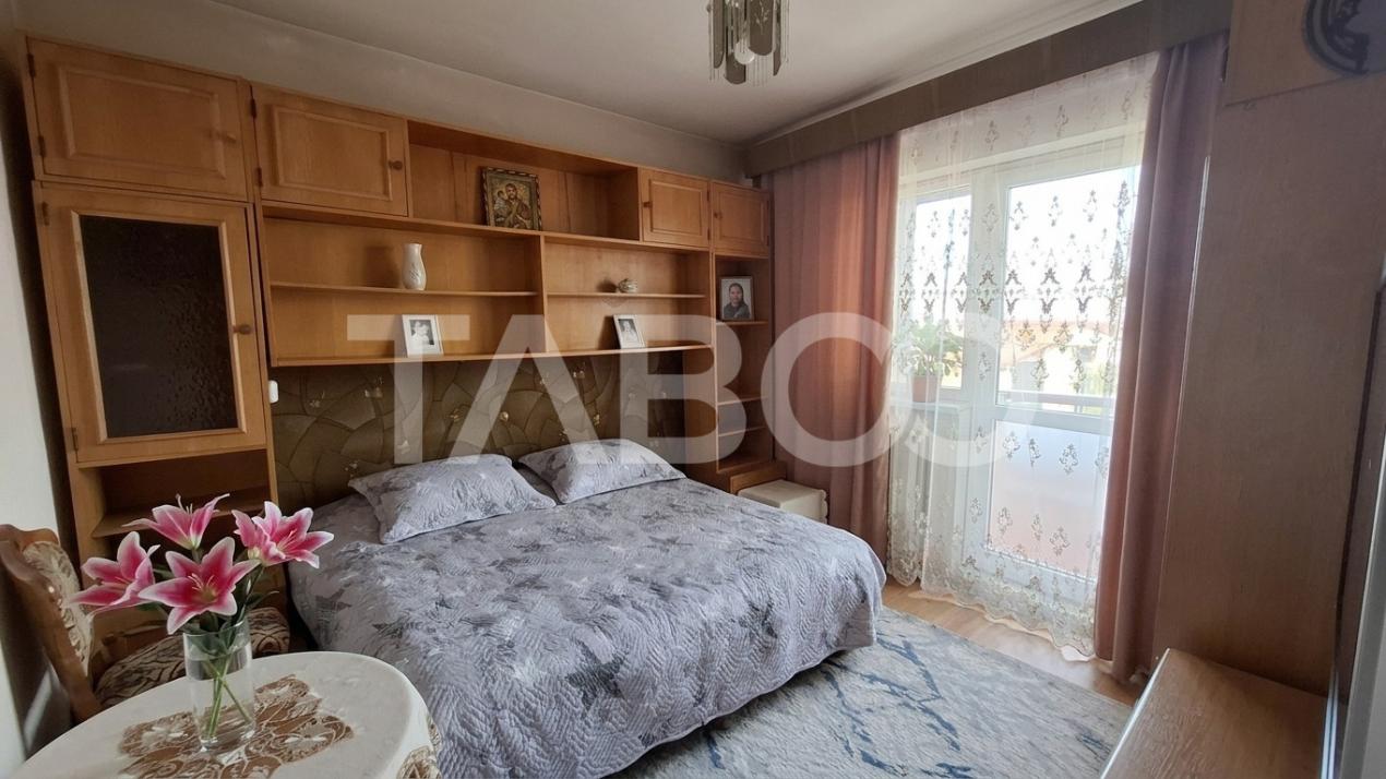 Apartament 4 camere 81 mpu 2 bai 3 balcoane 1 terasa Turnisor Sibiu