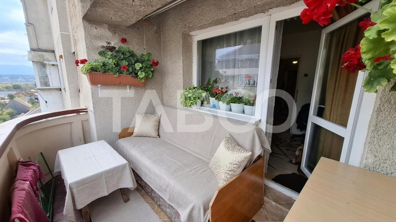 Apartament 4 camere 81 mpu 2 bai 3 balcoane 1 terasa Turnisor Sibiu