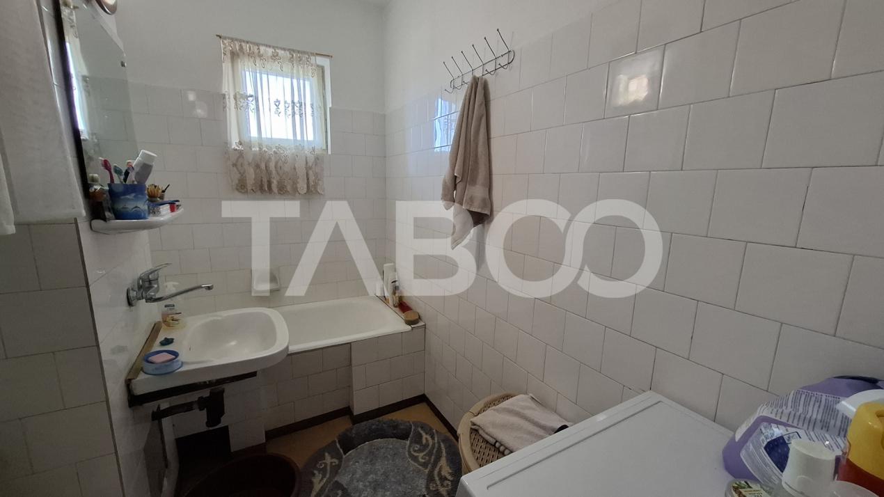 Apartament 4 camere 81 mpu 2 bai 3 balcoane 1 terasa Turnisor Sibiu