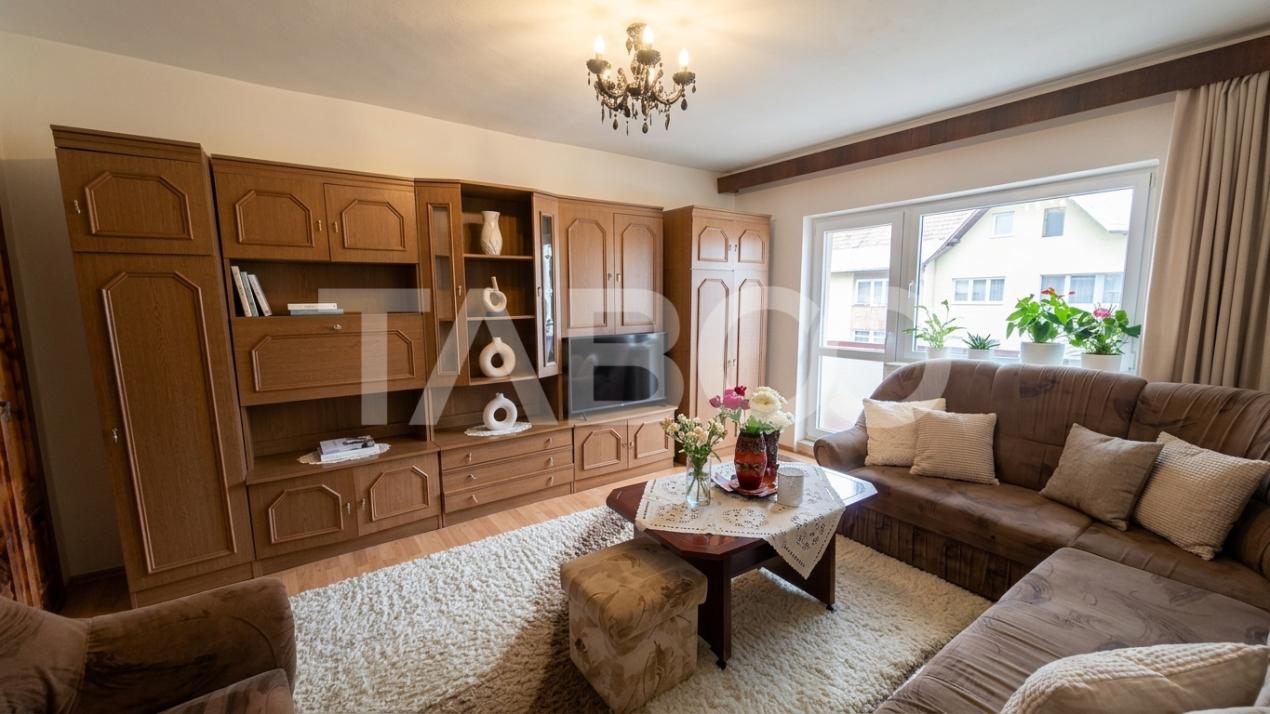 Apartament 4 camere 81 mpu 2 bai 3 balcoane 1 terasa Turnisor Sibiu