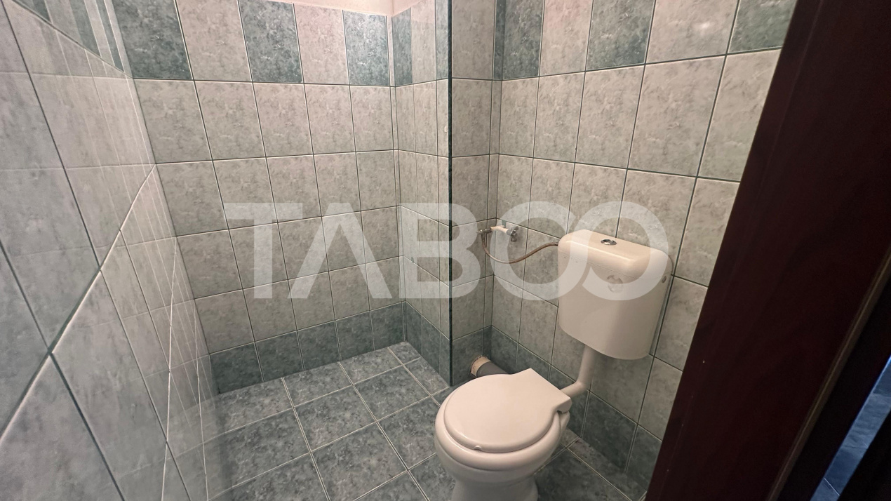 Apartament 4 camere 88 mpu 2 balcoane pivnita zona Valea Aurie Sibiu