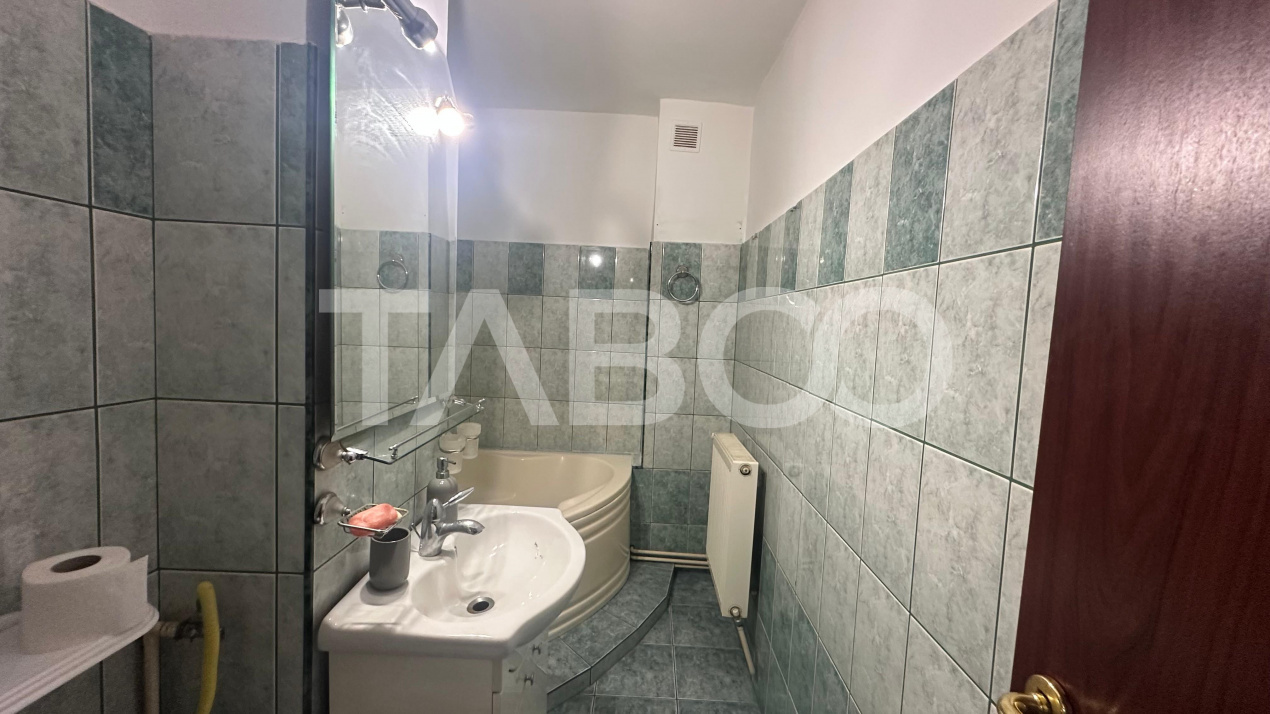 Apartament 4 camere 88 mpu 2 balcoane pivnita zona Valea Aurie Sibiu