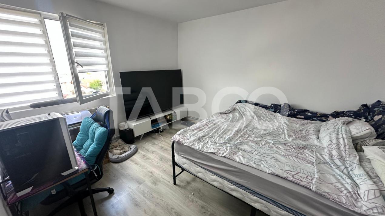 Apartament 4 camere 98 mpu cu balcon zona Terezian Sibiu