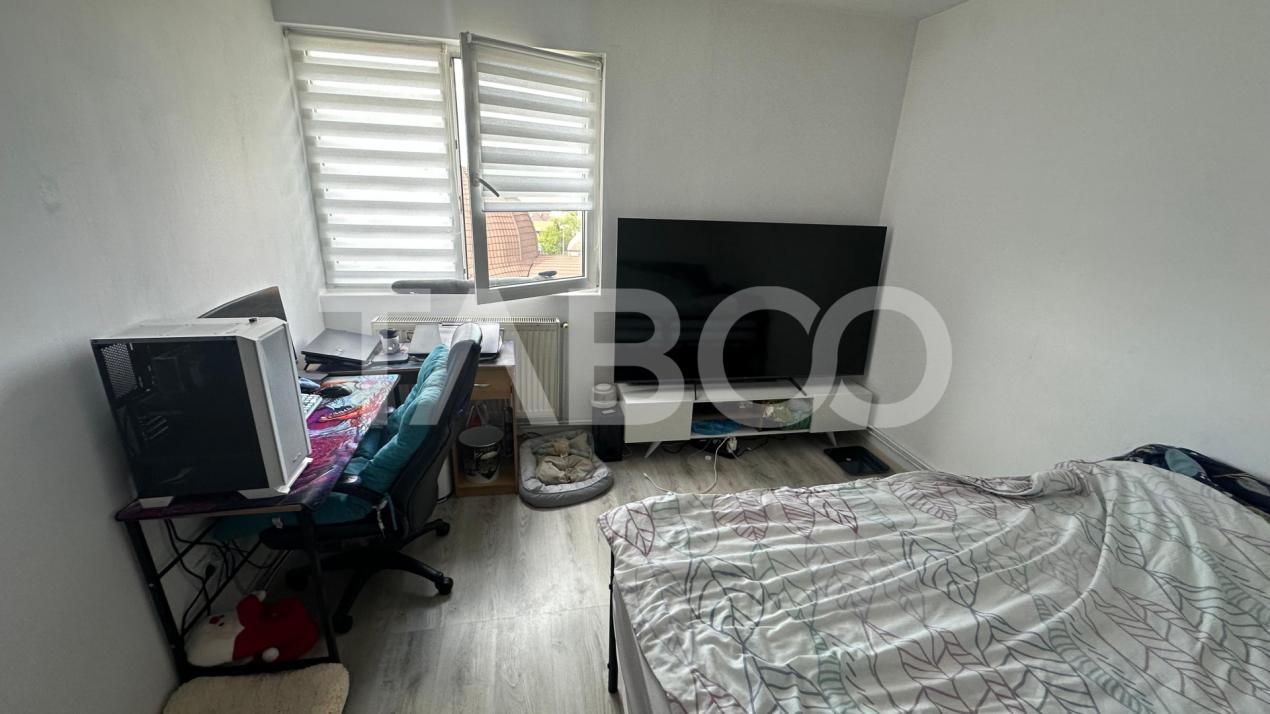 Apartament 4 camere 98 mpu cu balcon zona Terezian Sibiu