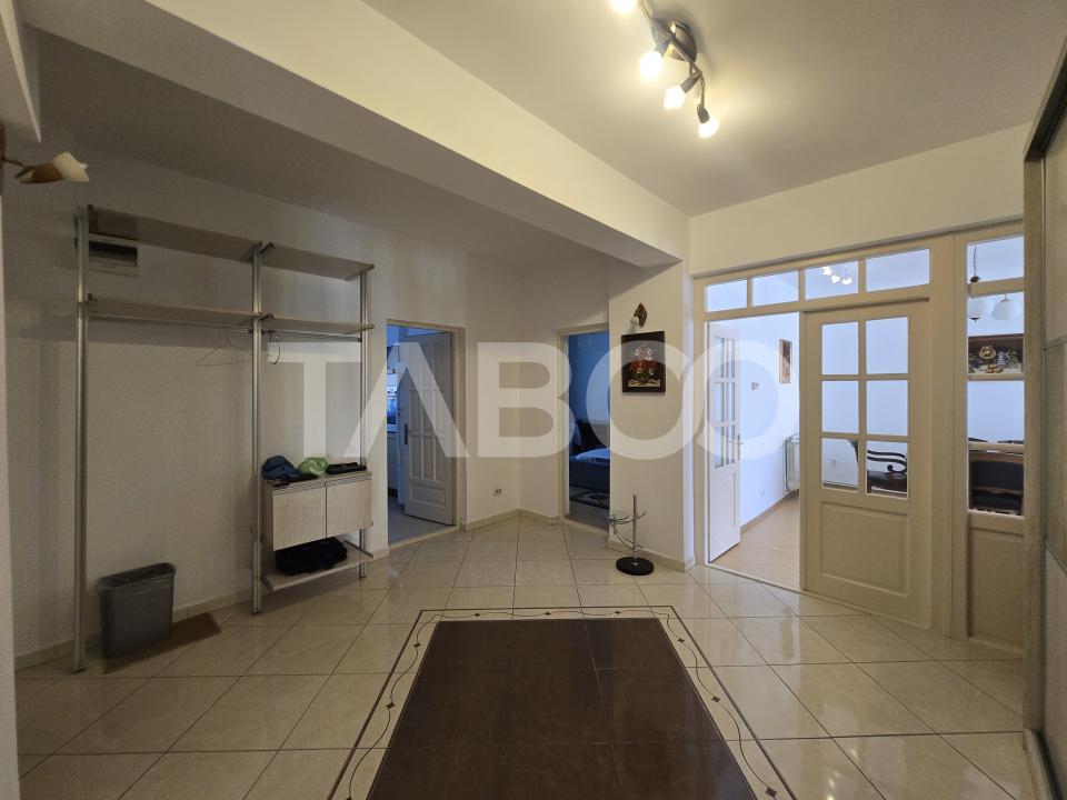 Apartament 4 camere de inchiriat 140 mp cu garaj zona Rahovei Sibiu