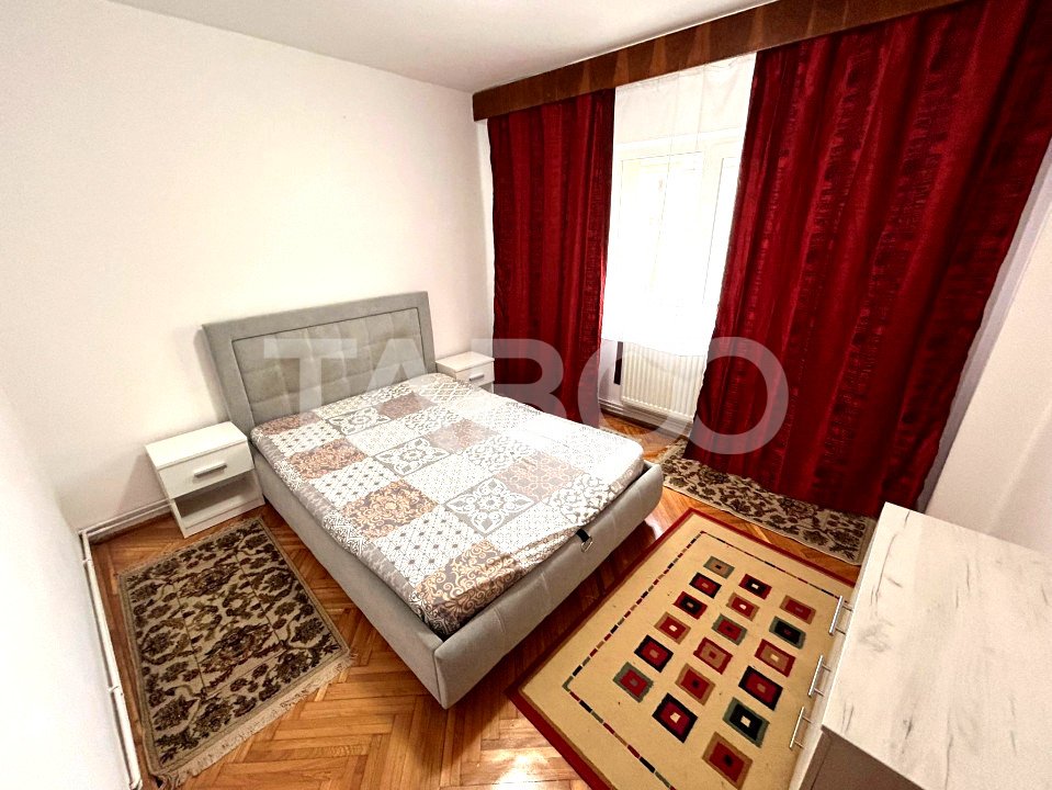 Apartament 4 camere de inchiriat 2 bai 2 balcoane Calea Dumbavii Sibiu