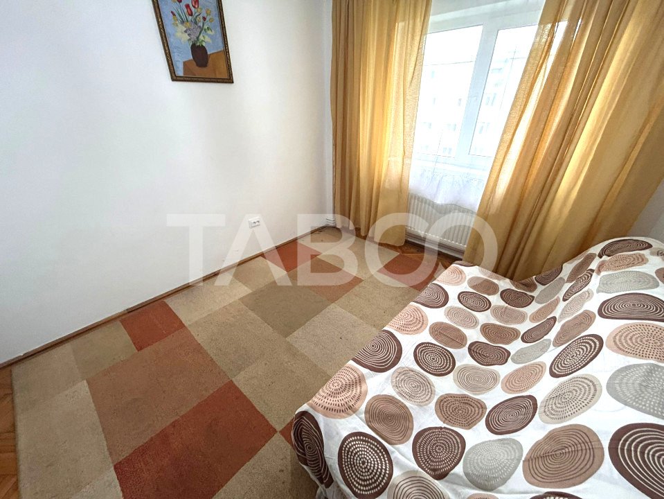 Apartament 4 camere de inchiriat 2 bai 2 balcoane Calea Dumbavii Sibiu