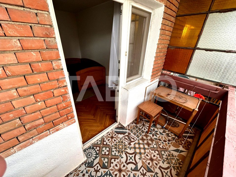 Apartament 4 camere de inchiriat 2 bai 2 balcoane Calea Dumbavii Sibiu