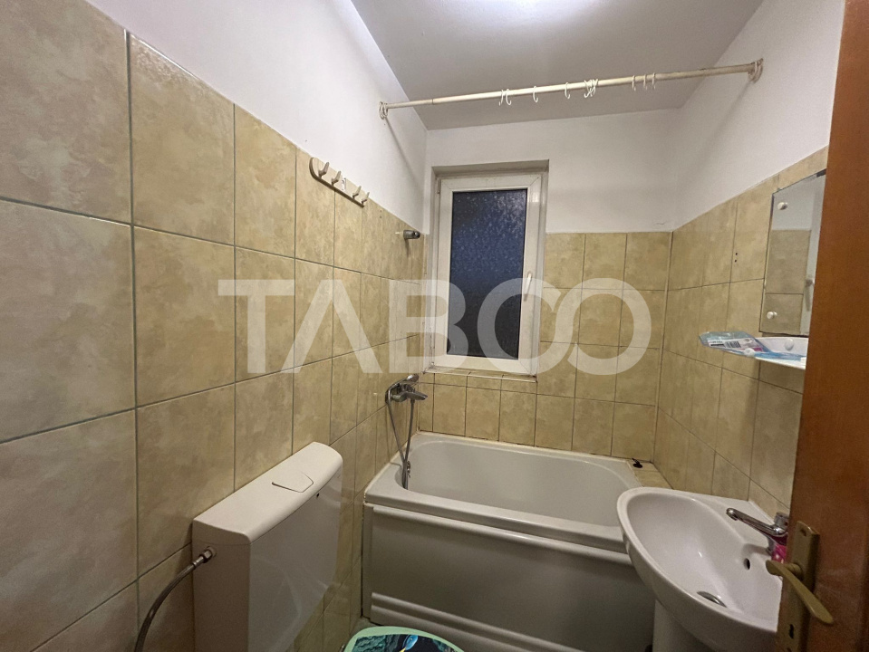 Apartament 4 camere de vanzare in zona Rahovei investitie sigura 