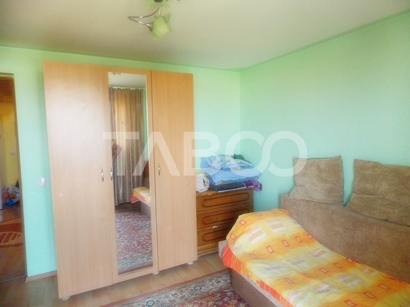 Apartament 4 camere la mansarda fara comision in Sibiu zona Rahova