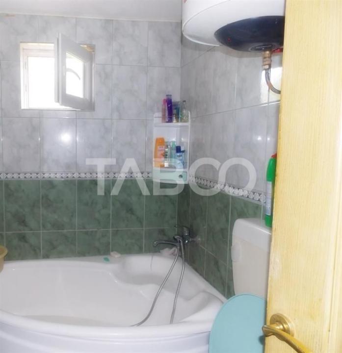 Apartament 4 camere la mansarda fara comision in Sibiu zona Rahova