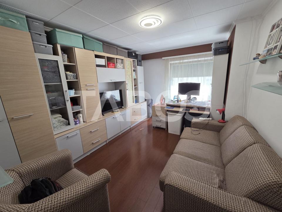 Apartament 4 camere zona centrala 98 mp cu scara interioara renovat 